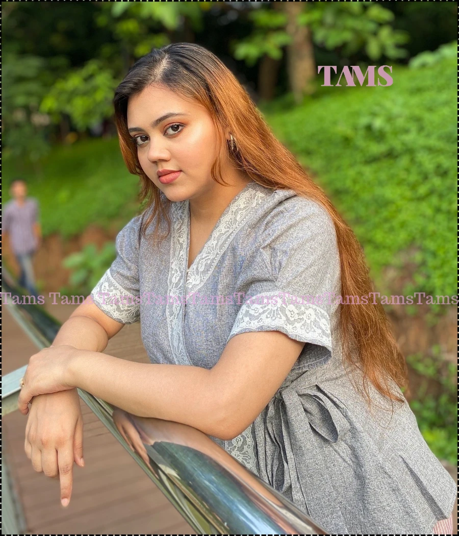 তটিনী ধূসর